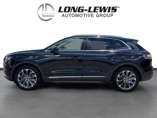 INFINITE BLACK MET CC 2023 Lincoln Nautilus RESERVE