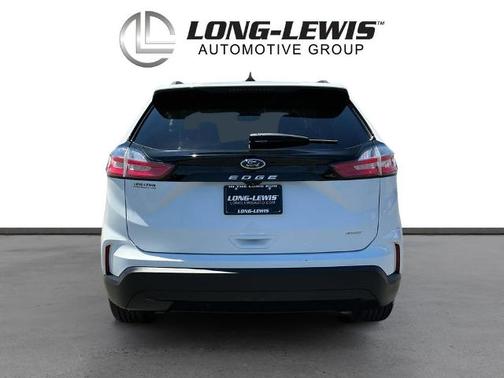 OXFORD WHITE 2022 Ford Edge SE