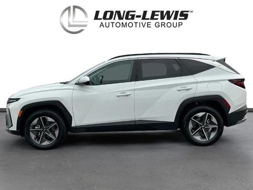 White Pearl 2025 Hyundai TUCSON SEL