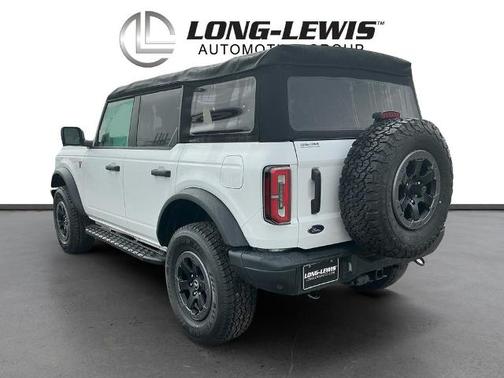 OXFORD WHITE 2022 Ford Bronco BADLANDS