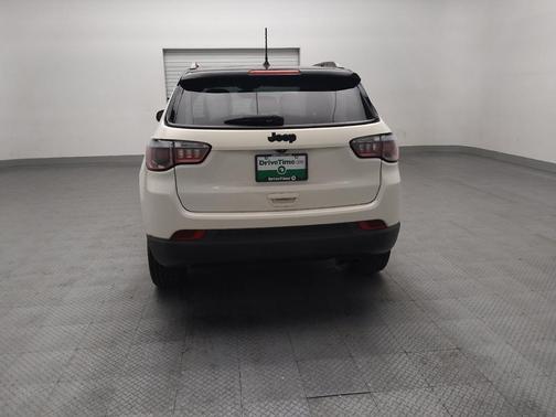 White Clearcoat 2018 Jeep Compass Latitude