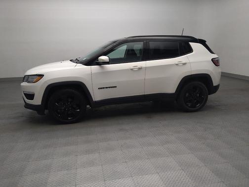 White Clearcoat 2018 Jeep Compass Latitude