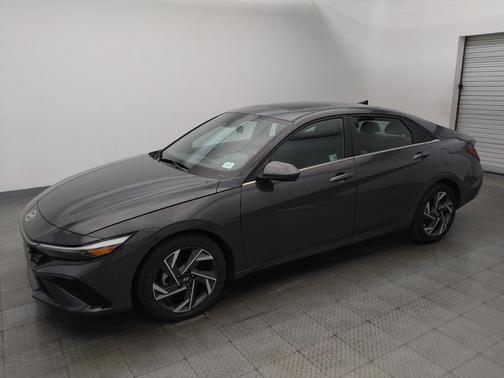 Gray 2025 Hyundai ELANTRA SEL