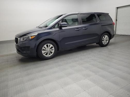 2017 Kia Sedona LX