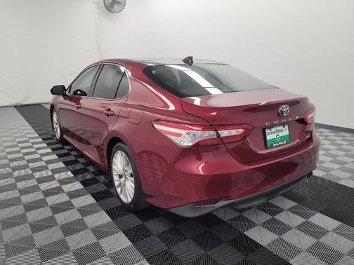 Ruby Flare Pearl 2020 Toyota Camry XLE