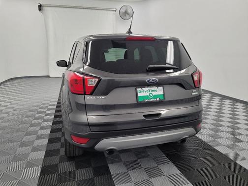 Magnetic Metallic 2019 Ford Escape SE