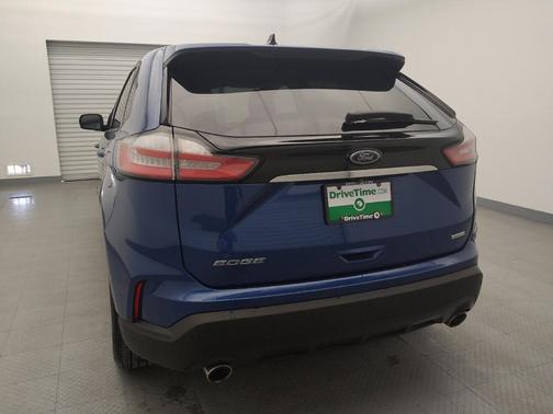 2020 Ford Edge SE