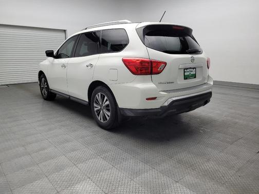 2017 Nissan Pathfinder S