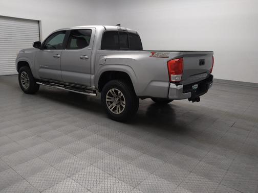 2016 Toyota Tacoma SR5