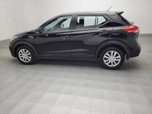 2020 Nissan Kicks S