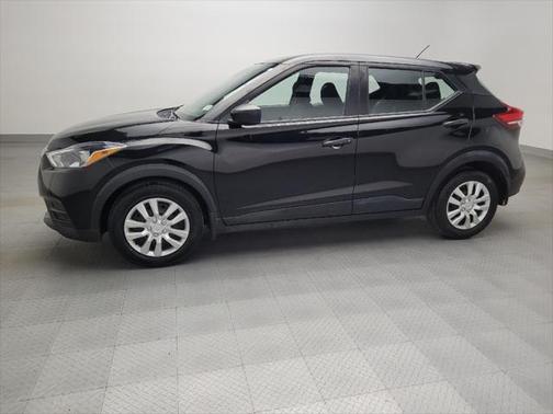 2020 Nissan Kicks S