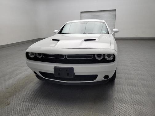 2016 Dodge Challenger SXT