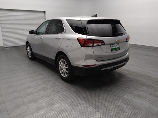 Silver Ice Metallic 2022 Chevrolet Equinox 1LT