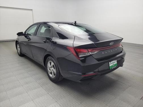 2021 Hyundai ELANTRA SE