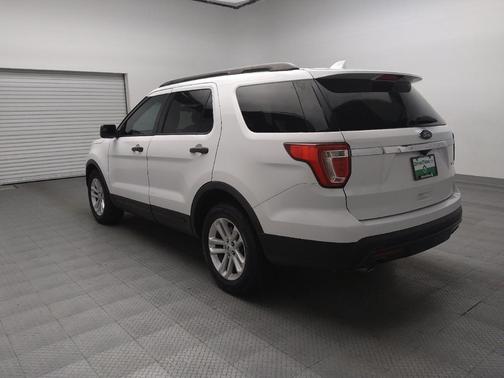 2016 Ford Explorer Base