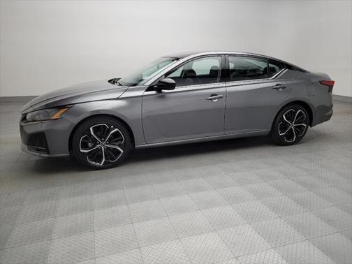 2023 Nissan Altima SR FWD