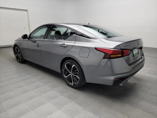 2023 Nissan Altima SR FWD
