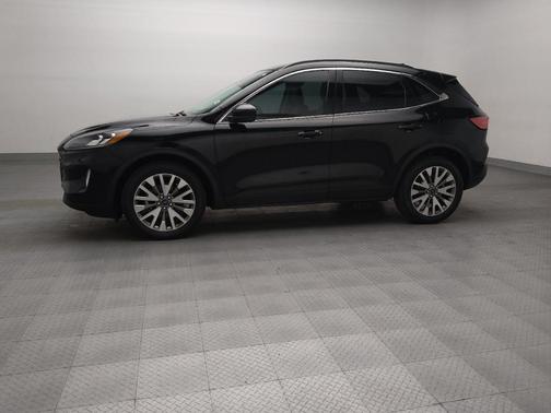 Agate Black Metallic 2022 Ford Escape Titanium