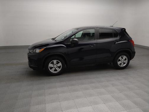 Midnight Blue Metallic 2022 Chevrolet Trax LS