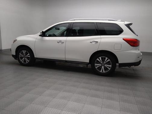 2020 Nissan Pathfinder SL 2WD