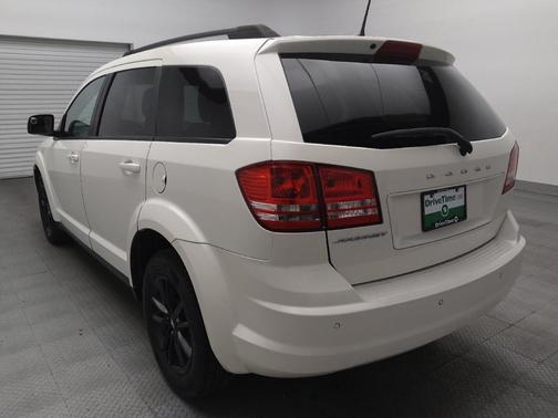White 2020 Dodge Journey SE Value