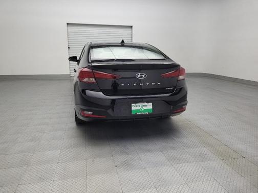 2020 Hyundai ELANTRA Limited