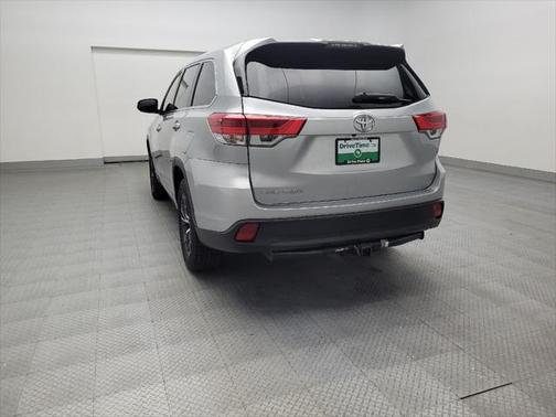 2018 Toyota Highlander LE