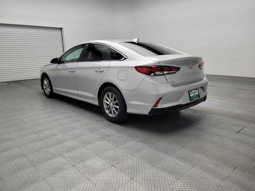 2018 Hyundai SONATA SE
