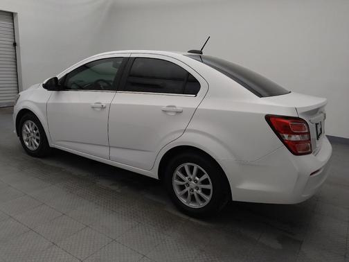 2020 Chevrolet Sonic FWD Sedan LT