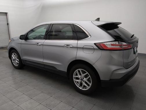 Iconic Silver Metallic 2022 Ford Edge SEL
