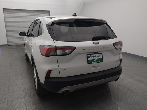 Star White Metallic Tri-Coat 2021 Ford Escape SE