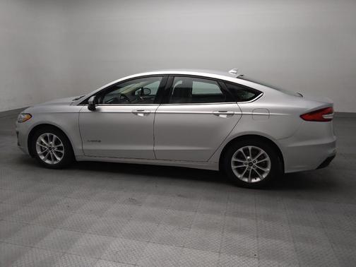 Ingot Silver Metallic 2019 Ford Fusion Hybrid SE