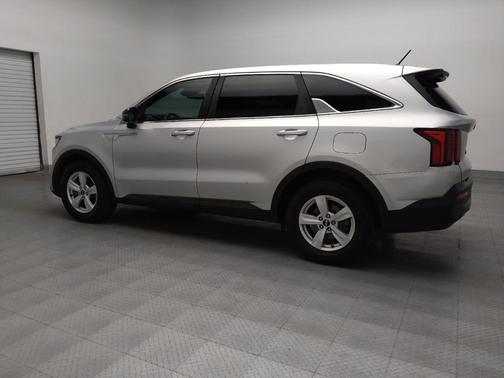 2021 Kia Sorento LX
