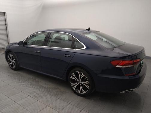 2022 Volkswagen Passat 2.0T SE