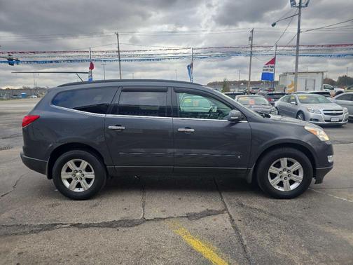 2010 Chevrolet Traverse LT