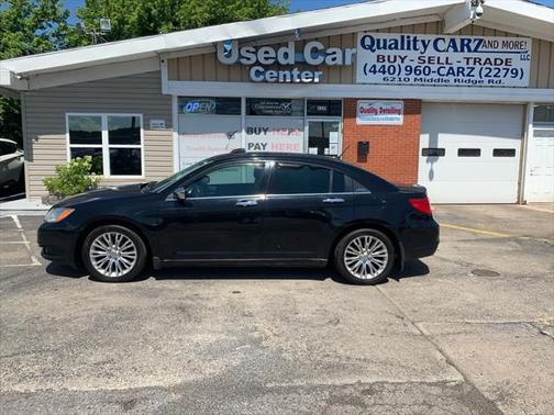 2013 Chrysler 200 Limited