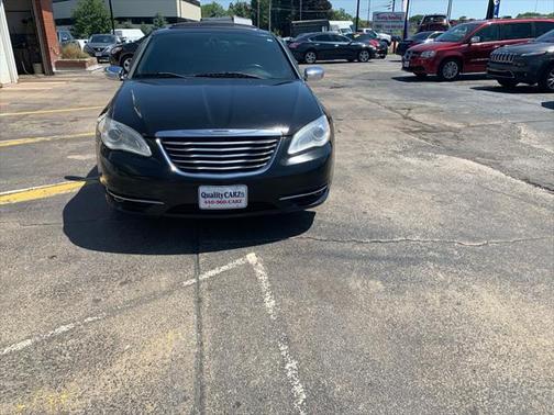 2013 Chrysler 200 Limited