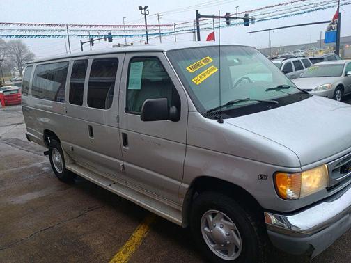 2000 Ford E350 Super Duty Base