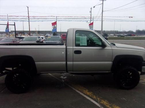 2006 Chevrolet Silverado 2500 Work Truck