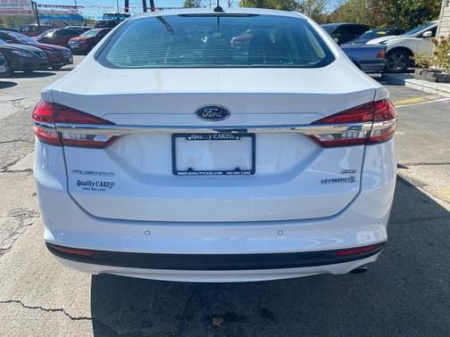 2017 Ford Fusion Hybrid SE