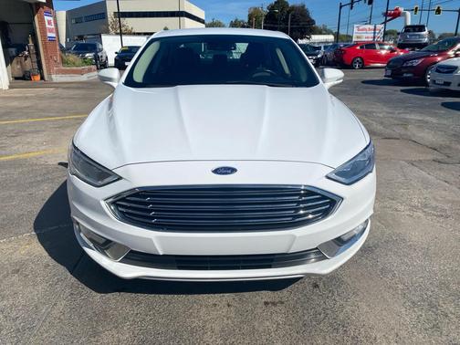 2017 Ford Fusion Hybrid SE