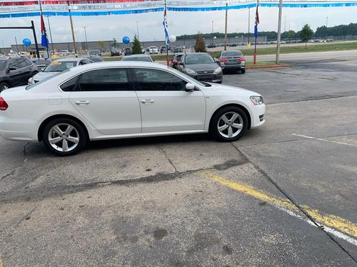 2014 Volkswagen Passat 1.8T S