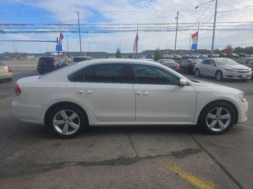 2014 Volkswagen Passat 1.8T S