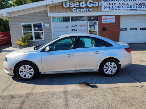 2013 Chevrolet Cruze LS