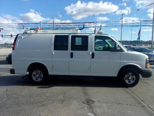 2004 Chevrolet Express 1500 Base
