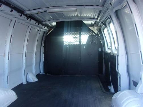 2004 Chevrolet Express 1500 Base