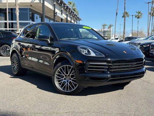 2023 Porsche Cayenne S