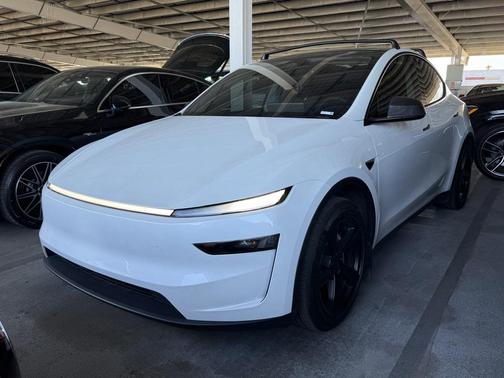 2026 Tesla Model Y 