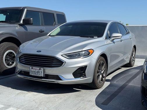 INGOT SILVER METALLIC 2019 Ford Fusion SEL