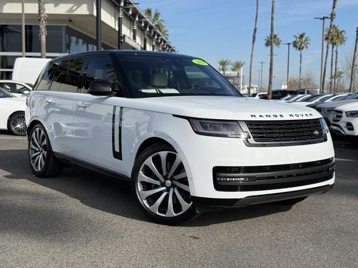 2025 Land Rover Range Rover P530 SE